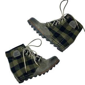 SOREL JOAN THE ARTIC Women's Wedge Ankle Boots Buffalo Plaid Wool Leather Size 8